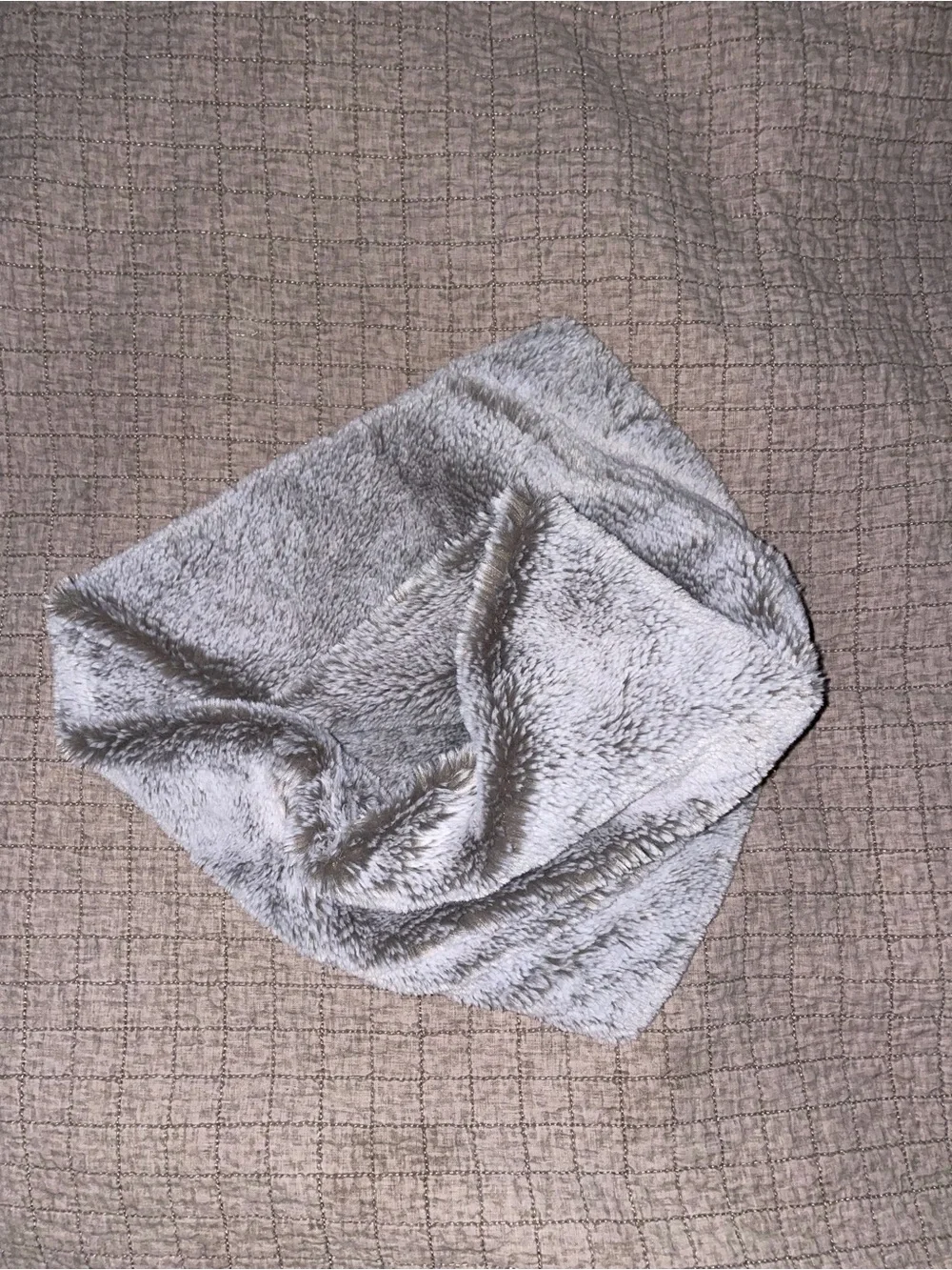 Cat & Jack Plush Faux Fur infinity scarf in Light Gray